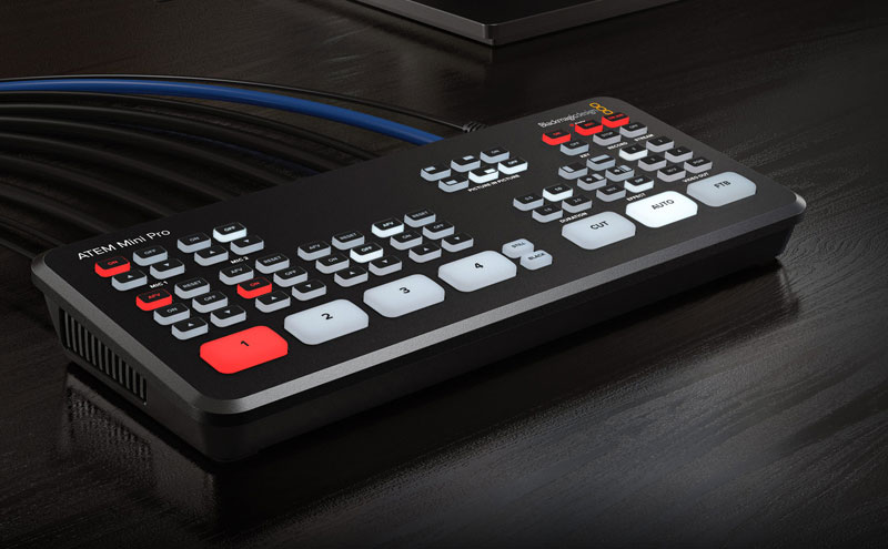 Blackmagic Design ATEM Mini Pro ISO - Accesorios Streaming - LDLC